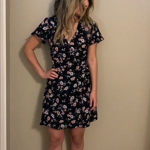 Cute H&M summer dress!